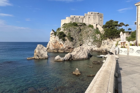Visita a pie a Dubrovnik con la Antigua Farmacia FranciscanaExcursión Corta a Pie por Dubrovnik