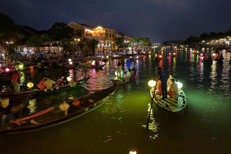 Billet de bateau et lâcher de lanternes sur la rivière Hoai à Hoi An