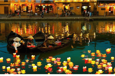 Billet de bateau et lâcher de lanternes sur la rivière Hoai à Hoi An