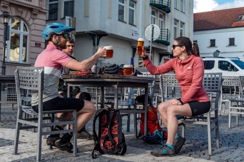 Vanuit Praag: e-mountainbiketocht naar het Boheemse Paradijs