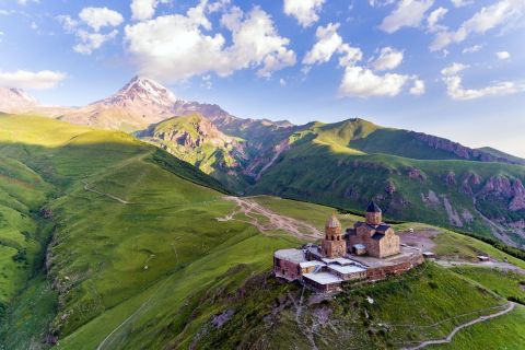 From Tbilisi: Kazbegi Highlights Guided Day tour
