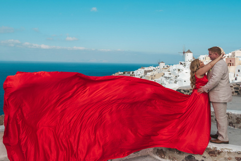 Vliegende jurk Santorini fotoshoot