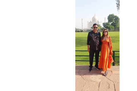 From Agra Hotel: Sunrise Taj Mahal Tour (All Inclusive)