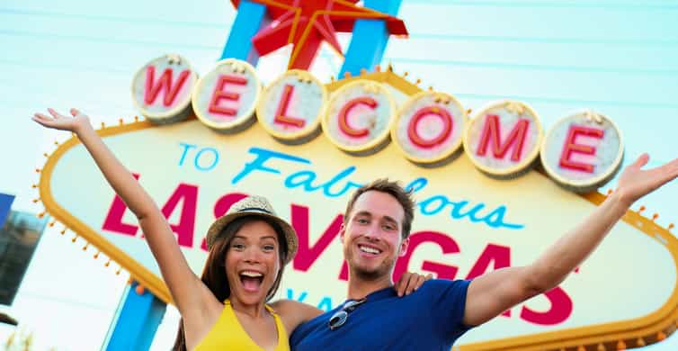 Professional photoshoot at the Welcome to Las Vegas Sign! | GetYourGuide