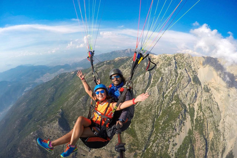 Vanuit Bakoe: paraglidingtour