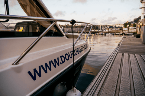 Oporto: Excursión Privada en Barco por el Río Duero