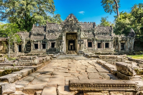 Big Tour with Banteay Srei Temple By Van & English Guide