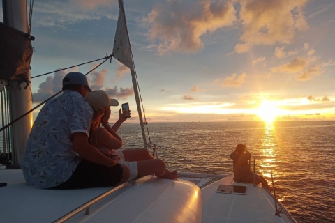 Prywatny katamaran na Coral Sunset Cruising Tour