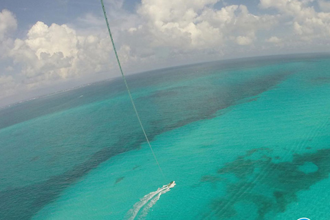 Cancun: Parasailing over Cancun Bay