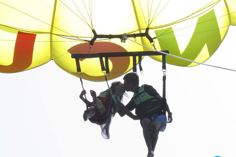 Cancun: Parasailing over Cancun Bay