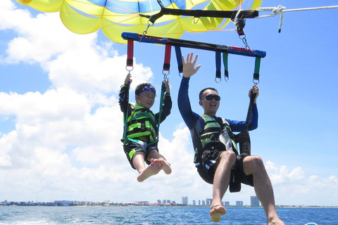 Cancun: Parasailing over Cancun Bay