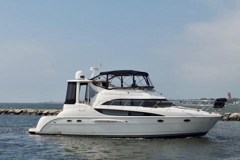 Long Island: Yacht Charters, Location: Port Jefferson Harbor Long Island: Yacht Charters, Boat Party Port Jefferson, NY