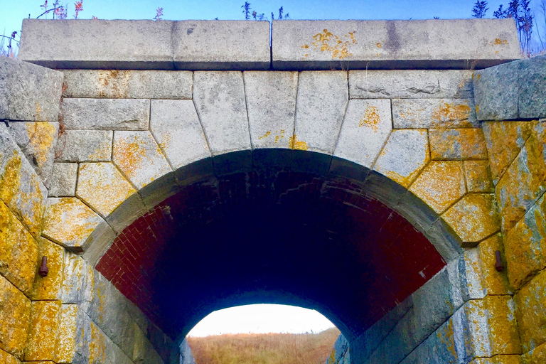 Portland: Private Island Fort Tour