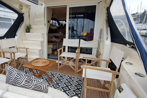 Porto: Luxury Yacht Tour of the 6 Bridges and Douro Estuary Sunset Tour