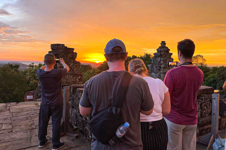 Siem Reap: Ganztägiges Angkor Wat-Tempel-Erlebnis mit SonnenuntergangGanztägige private Besichtigung von Angkor mit Sonnenuntergang