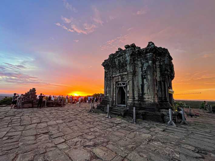 Siem Reap: Full Day Angkor Wat Temple Experience with Sunset