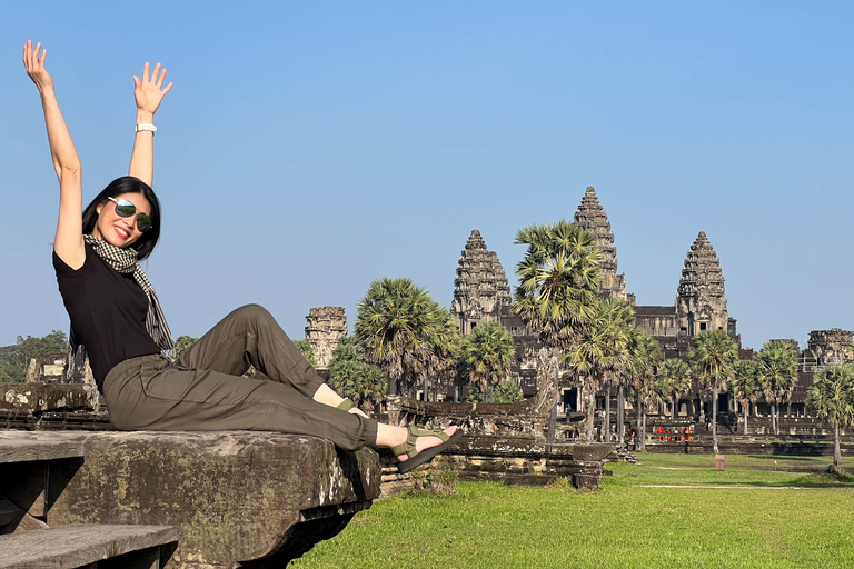 Siem Reap: volledige dag Angkor Wat-tempelervaring met zonsondergangVolledige dag privé-ervaring van Angkor met zonsondergang