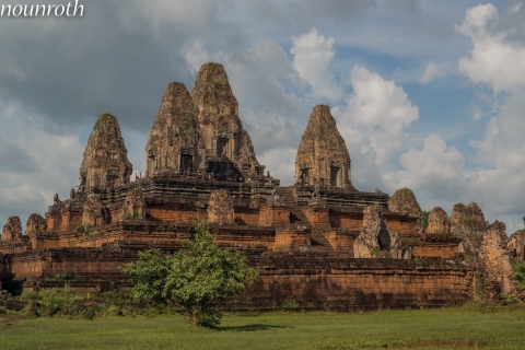 Excursión Privada de 2 Días a Angkor Wat y la Cascada de la Montaña Kulen