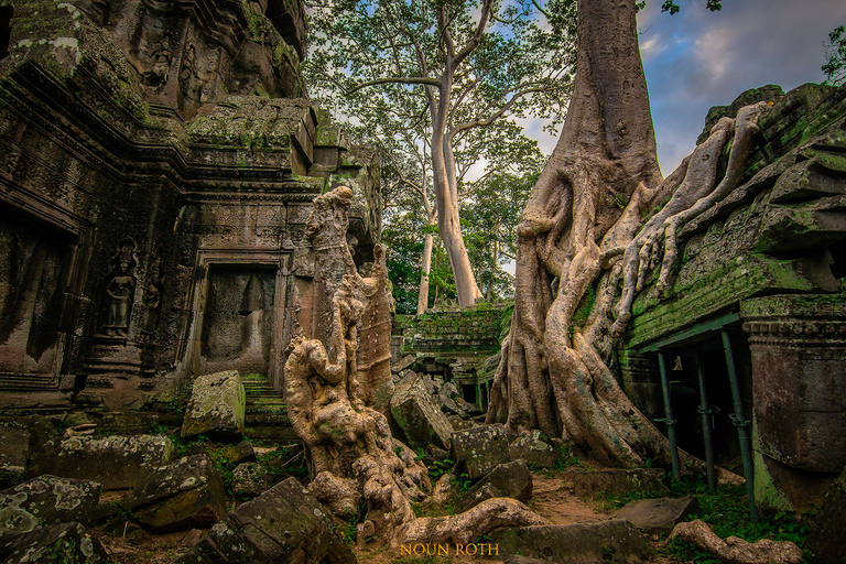 2-dniowa prywatna wycieczka do Angkor Wat i wodospadu Kulen Mountain