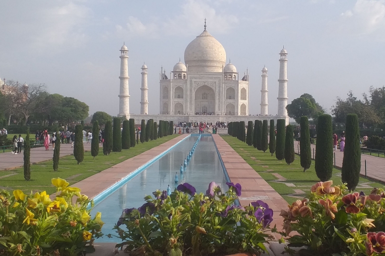 Taj Mahal Sunrise and Sunset nocna Agra Tour z Bombaju