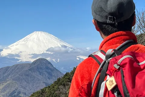 Hakone: Traverse the Hakone Caldera and Enjoy Onsen