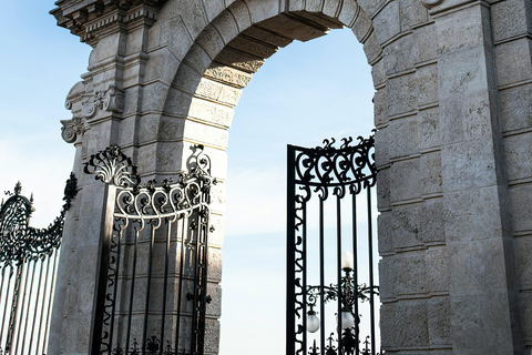 Buda Castle Hill Tour: Fisherman’s Bastion & Matthias Church Buda Castle Hill Tour German