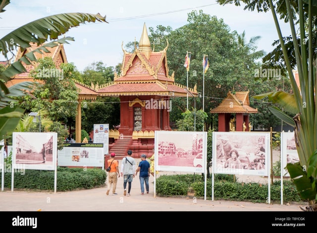 Siem Reap: Half Day Morning City Tour