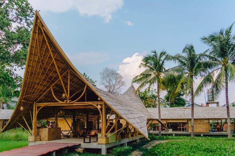 Siem Reap : Visite de la campagne et de la villeVisite de la campagne et de la ville en tuk-tuk et avec un guide anglais