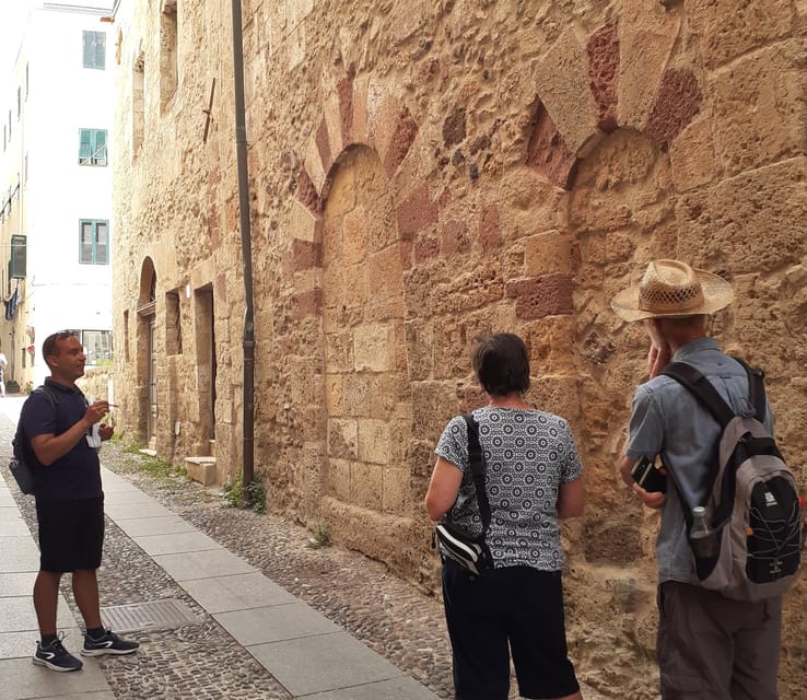 Alghero Tour Guidato A Piedi Del Centro Storico Con Una Guida Locale