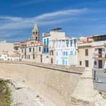 Alghero: tour guidato a piedi del centro storico con una guida locale