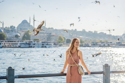 Istanbul: PhotoTour Galata Tower, Bosphorus and Hidden Gems!Premium (25 Professionally Edited Photos)