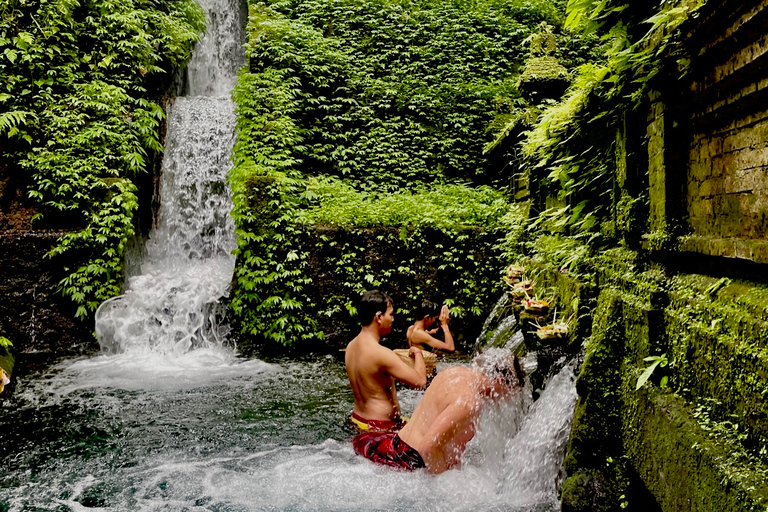 Ubud: Seelen-Retreat & ganzheitliche Mantra-HeilerfahrungenPrivater Rückzug mit Transfer