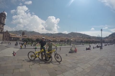 Mountainbiketour door CuscoMountainbiketour door de stad Cusco