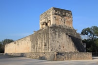 From Riviera Maya, Chichen Itza, Ik Kil Cenote, & Valladolid - Housity