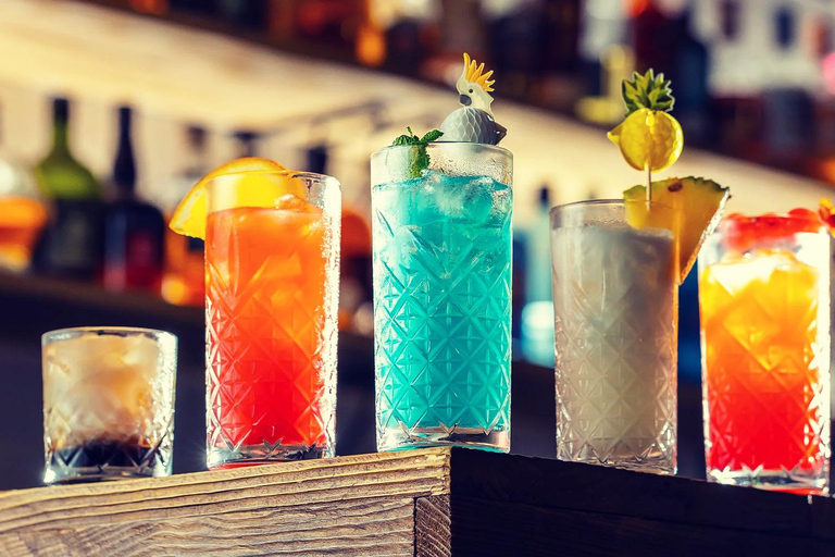 Bratislava: 1-Hour Unlimited Cocktails Experience