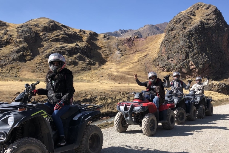 Von Cusco aus: Private Tour in Atv's - Rainbow Mountain