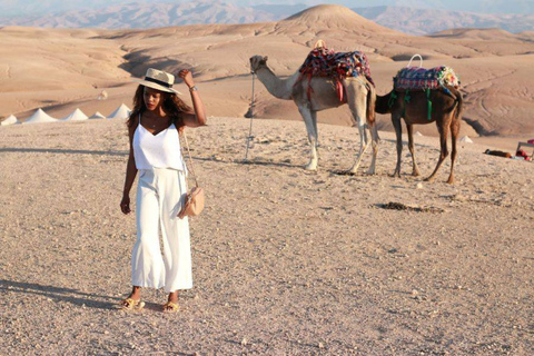 Deserto de Agafay: Almoço mágico de meio dia com banho de piscina