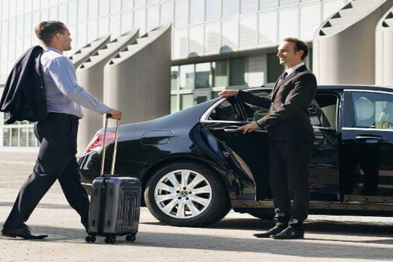 Amman : Privater 1-Wege-Transfer Amman - Flughafen