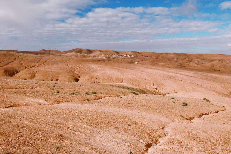 Cena magica nel deserto di Agafay e esperienza al tramonto