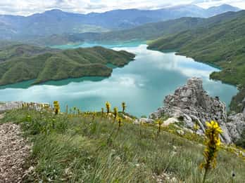 Da Durazzo/Golem: Lago Bovilla e Monte Gamti Tour privato