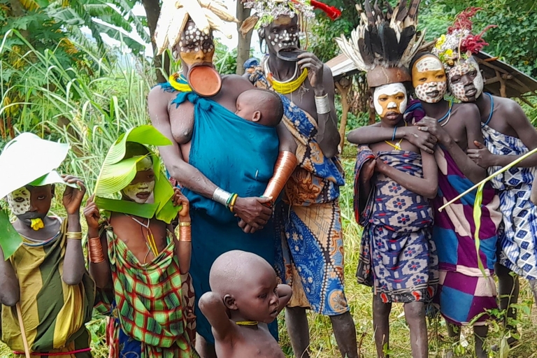 Omo-vallei: unieke stammenculturen en Jinka Day-tourOmo-vallei: stammentour, safari in het wild en historisch zicht