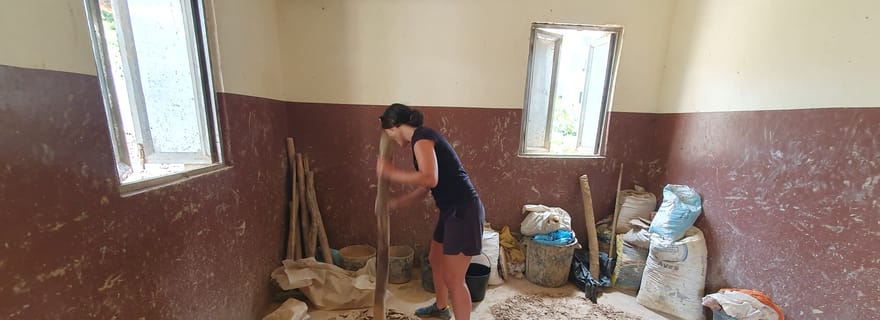 Créez votre propre poterie artisanale avec des locaux