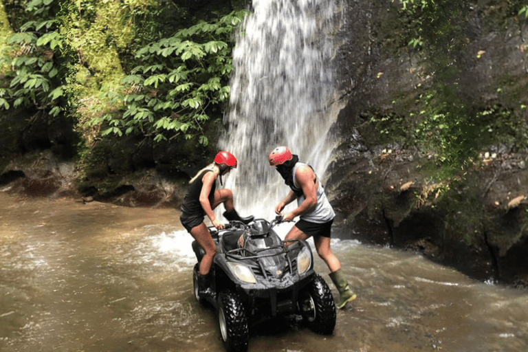 Ubud: Opções de passeio de quadriciclo pela selva, cachoeira e túnel e almoçoQuadriciclo individual (1 bicicleta para 1 pessoa) com embarque e desembarque em Ubud