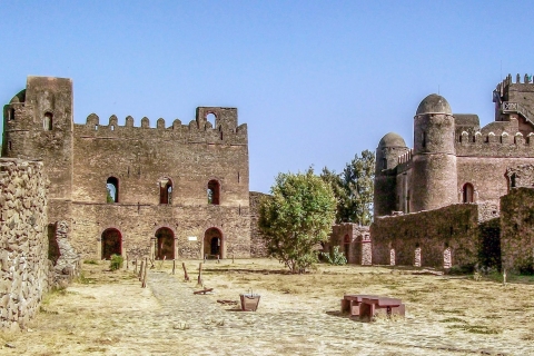 Gondar und Bahir Dar: Schlösser, alte Kirchen, WasserfälleGondar nach Bahir Dar: Schlösser, alte Kirchen, Wasserfälle