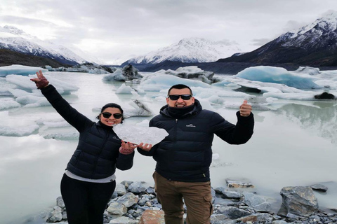 Christchurch: Mt Cook & Lake Tekapo Small Group Day Tour