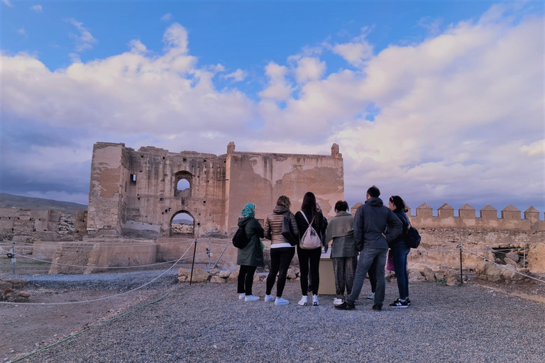 Upptäck det fascinerande Alcazaba: Historia och unika vyer