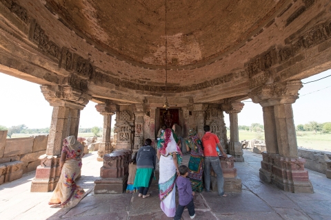 Visit Chand Baori, Fatehpur Sikri with Agra Drop from Jaipur