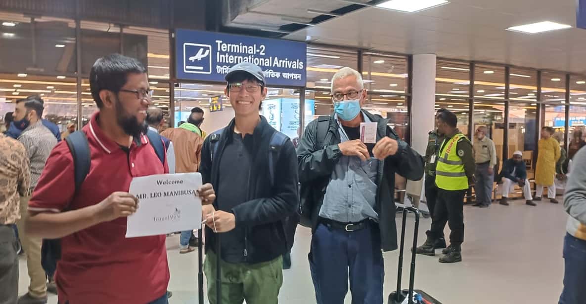 Privater Transfer Flughafen (DAC) nach Dhaka City Hotel oder nach