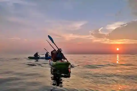 Rovinj: Kajaktour bei Sonnenuntergang