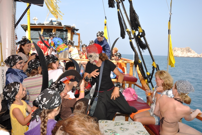 Alanya: All Inclusive Pirate Boat Trip w/Hotel Pickup All Inclusive Pirate Boat Trip - Without Hotel Transfer